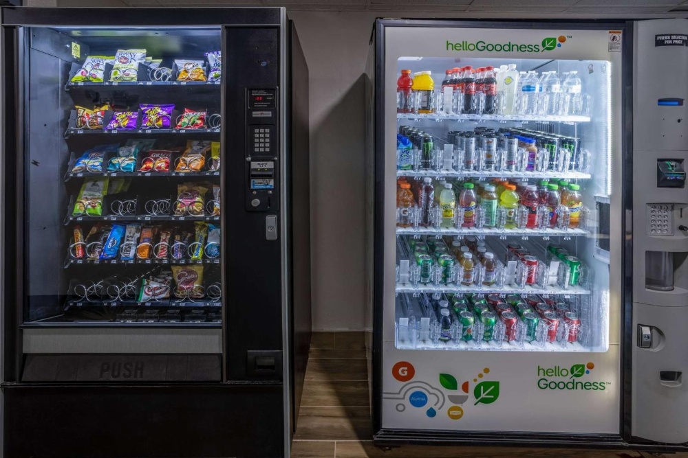 Days Inn by Wyndham Pleasant Prairie Kenosha Main image